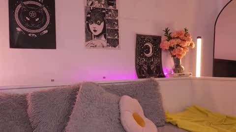 Sophiee  online show from October 20, 2025, 9:26 pm