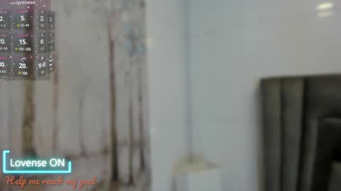 Sophie  online show from February 9, 2025, 11:04 am