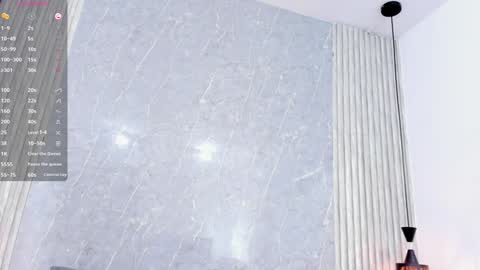 Snapshot of sophiee_velvet chatting on January 21, 2025, 2:37 pm online show from January 21, 2025, 2:37 pm