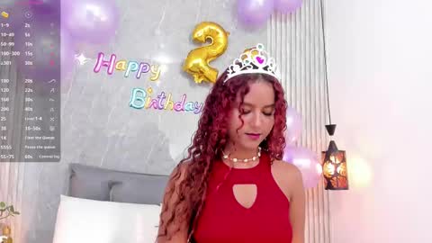 Snapshot of sophiee_velvet chatting on February 17, 2025, 1:32 pm online show from February 17, 2025, 1:32 pm
