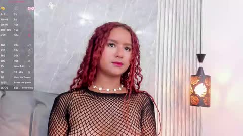 Snapshot of sophiee_velvet chatting on March 7, 2025, 2:34 pm online show from March 7, 2025, 2:34 pm