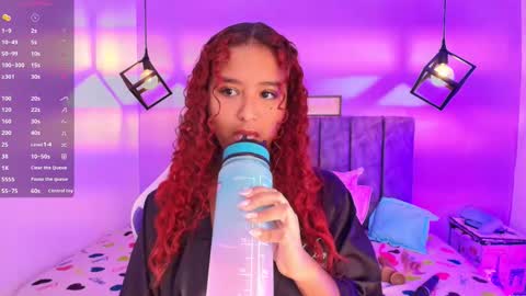 Snapshot of sophiee_velvet chatting on September 23, 2025, 12:19 pm online show from September 23, 2025, 12:19 pm