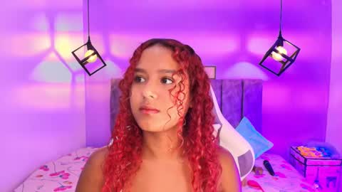 Snapshot of sophiee_velvet chatting on September 24, 2025, 12:41 pm online show from September 24, 2025, 12:41 pm