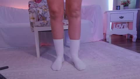 Sophie Rain online show from March 27, 2026, 2:50 pm