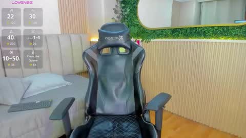 Snapshot of sophiegriffin_ chatting on February 22, 2026, 8:07 pm Sofa online show from February 22, 2026, 8:07 pm