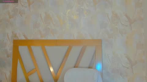 Sophie online show from January 9, 2026, 1:14 pm