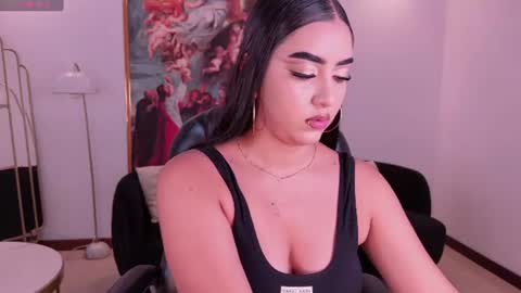 Snapshot of sophielanne chatting on July 2, 2026, 4:18 am Sophie online show from July 2, 2026, 4:18 am