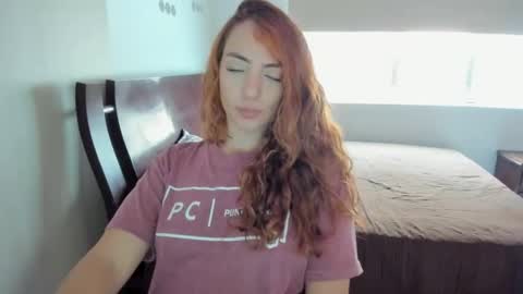 Sophia online show from December 16, 2025, 6:57 pm