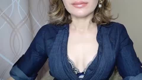 Sophiemisss online show from September 20, 2025, 7:09 am
