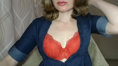 Sophiemisss online show from April 25, 2026, 1:41 pm