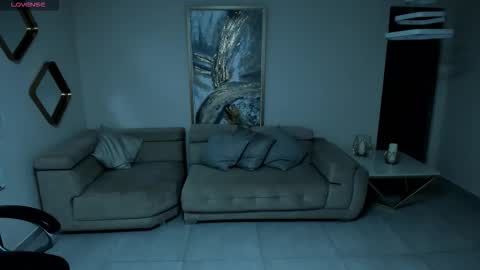 Sophie  Palmer online show from November 24, 2025, 10:59 am