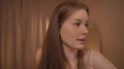 Sophie  Next stream  3 online show from March 12, 2025, 6:33 pm