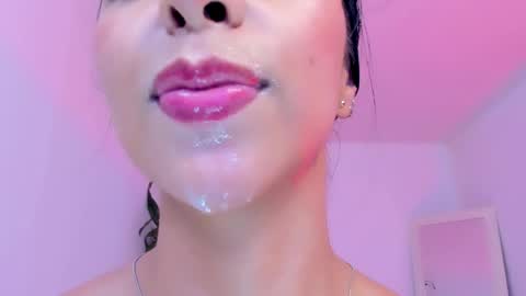 sophierooy online show from May 15, 2026, 6:48 pm