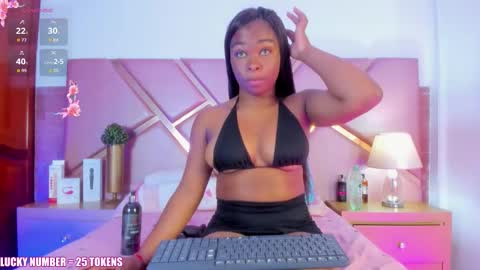 Sophie online show from October 23, 2025, 12:59 pm