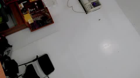 SOPHIEX online show from August 3, 2026, 10:32 am