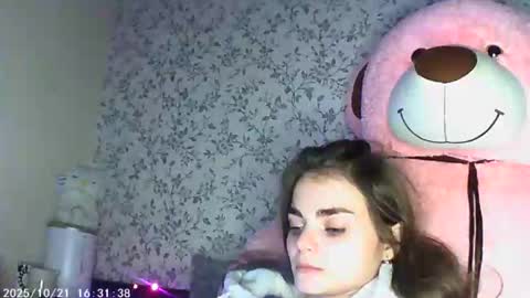 Sophie and my bestie Mandy    online show from October 20, 2025, 6:19 pm