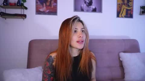 Sophiie online show from October 30, 2025, 11:33 am