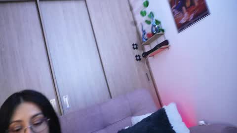 Sophiie online show from April 18, 2026, 12:14 am