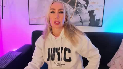 Sophi online show from March 5, 2026, 11:06 am