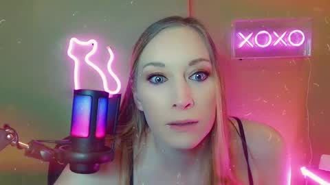 Soph online show from November 15, 2025, 8:38 pm