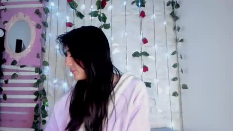 SOPHY ROGERS online show from March 7, 2025, 2:56 pm