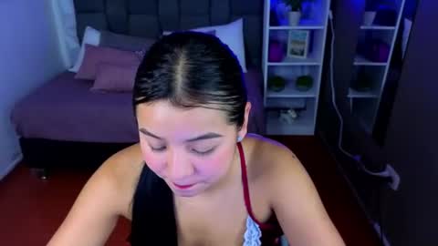 Snapshot of sophyadams_ chatting on June 17, 2026, 5:21 am Sophy online show from June 17, 2026, 5:21 am