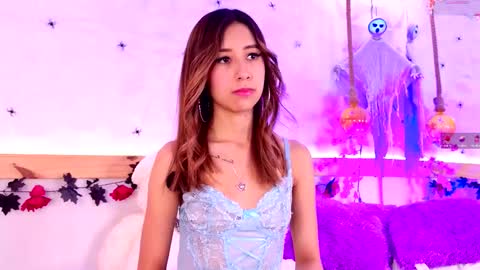 Snapshot of sopphiaa_payton chatting on October 7, 2025, 12:24 pm Sophie online show from October 7, 2025, 12:24 pm