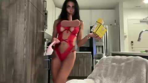 Snapshot of soprettyithurts69 chatting on November 4, 2025, 11:48 pm soprettyithurts69 online show from November 4, 2025, 11:48 pm