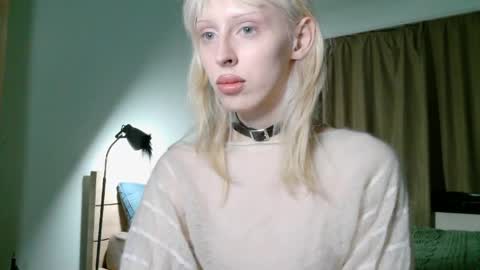 sora999999999 online show from April 19, 2026, 8:33 pm