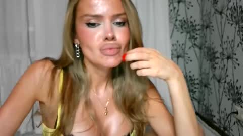 soravell online show from June 8, 2026, 8:53 pm