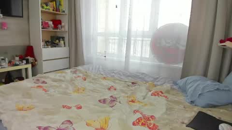 sosaguillypleasure online show from April 10, 2026, 9:36 am