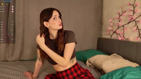 Emmy online show from November 10, 2025, 7:57 pm