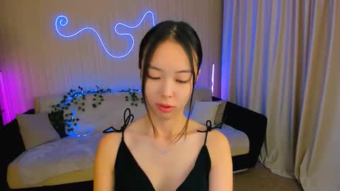 soulharmoonyy online show from September 30, 2025, 1:38 pm