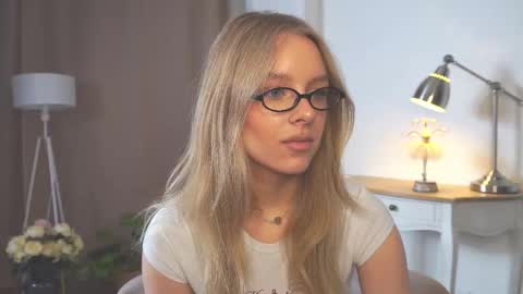 Anna online show from February 28, 2026, 1:12 pm