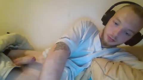 soumi854640 online show from November 1, 2025, 8:33 pm