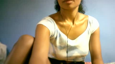 sourayaa online show from April 18, 2026, 7:07 pm