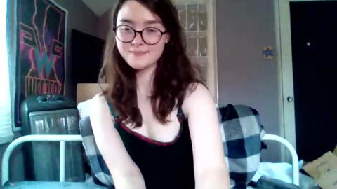 Snapshot of soursou chatting on December 26, 2024, 5:40 pm sours online show from December 26, 2024, 5:40 pm