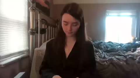Snapshot of soursou chatting on October 12, 2025, 8:41 pm sours online show from October 12, 2025, 8:41 pm