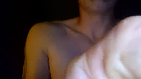 Snapshot of southboy2410 chatting on October 5, 2025, 4:22 am southboy2410 online show from October 5, 2025, 4:22 am