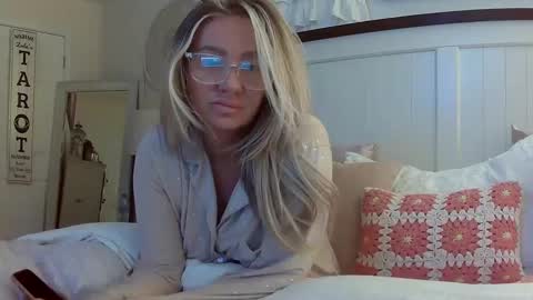 Your Barbii online show from December 29, 2024, 11:40 am