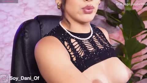 Daniela online show from November 26, 2025, 3:51 am