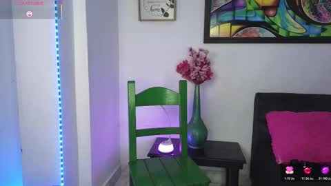 soy_isabel online show from November 9, 2025, 8:40 pm