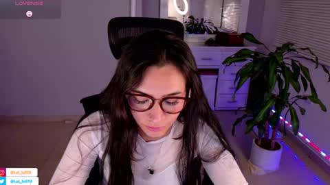 Luisa    online show from January 26, 2025, 4:51 am