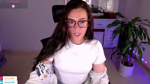 Luisa    online show from January 27, 2025, 12:43 am