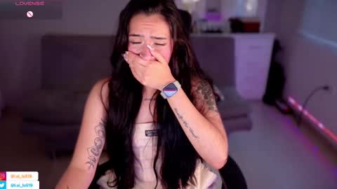 Luisa    online show from March 2, 2025, 10:38 pm