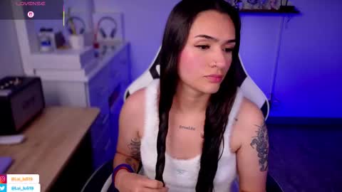 Luisa    online show from September 15, 2025, 11:38 pm