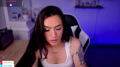 Luisa    online show from October 3, 2025, 12:07 am