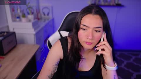 Luisa    online show from November 15, 2025, 10:26 pm