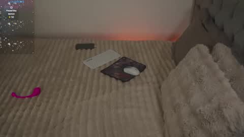 Snapshot of soydenise chatting on December 16, 2025, 7:08 pm Denise online show from December 16, 2025, 7:08 pm