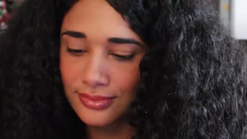 You want to talk to me more personal follow me in My Channel VIP  50 the discount       online show from January 7, 2025, 8:10 pm